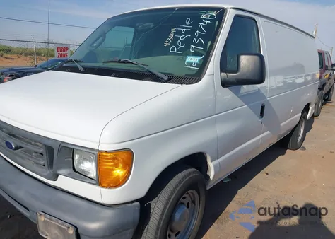 2006 Ford E-150 Commercial/Recreational z USA, uszkodzony, nr VIN 1FTRE14W56HB22232